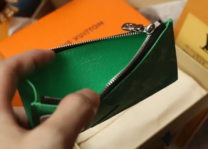 LV Wallets 4206A-4728