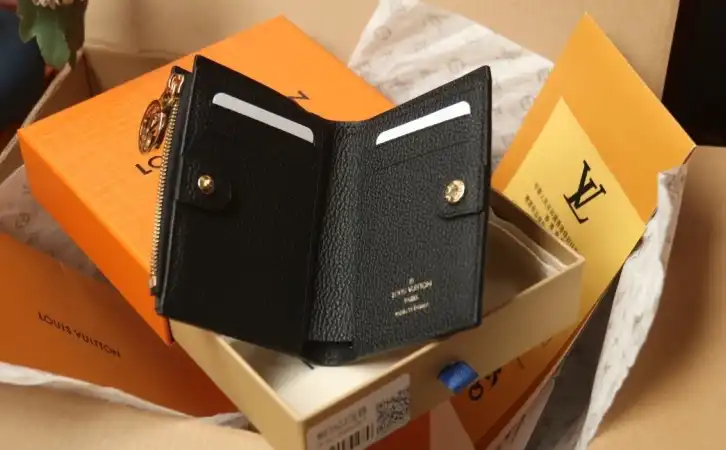 LV Wallets 4206A-4737