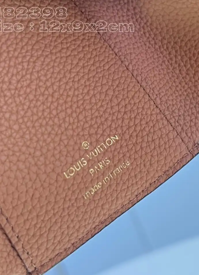 LV Wallets 4206A-4800