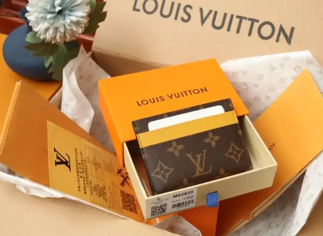 LV Wallets 4206A-6245