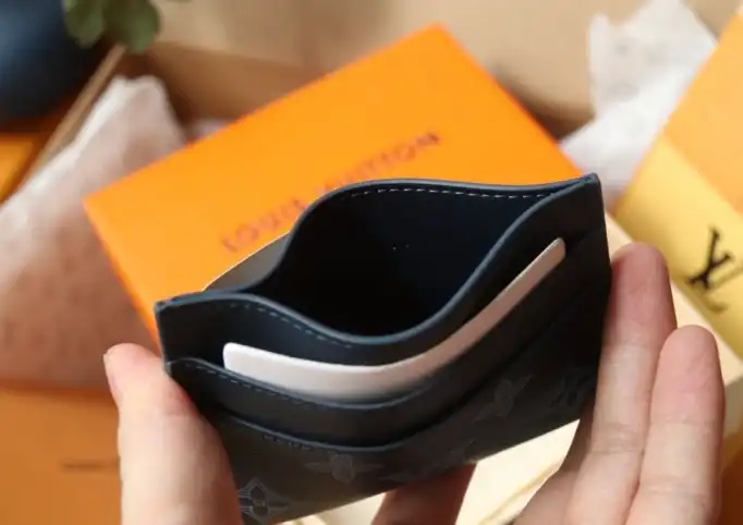 LV Wallets 4206A-6246