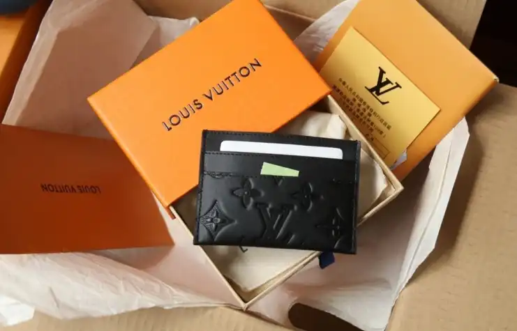 LV Wallets 4206A-6248