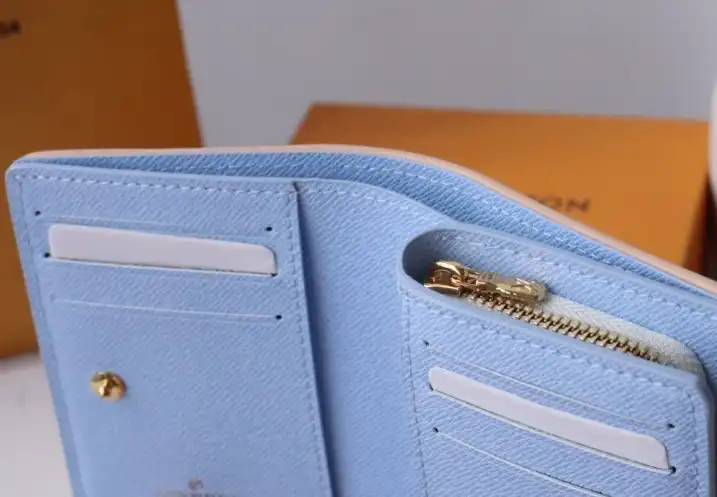 LV Wallets 4206A-6270