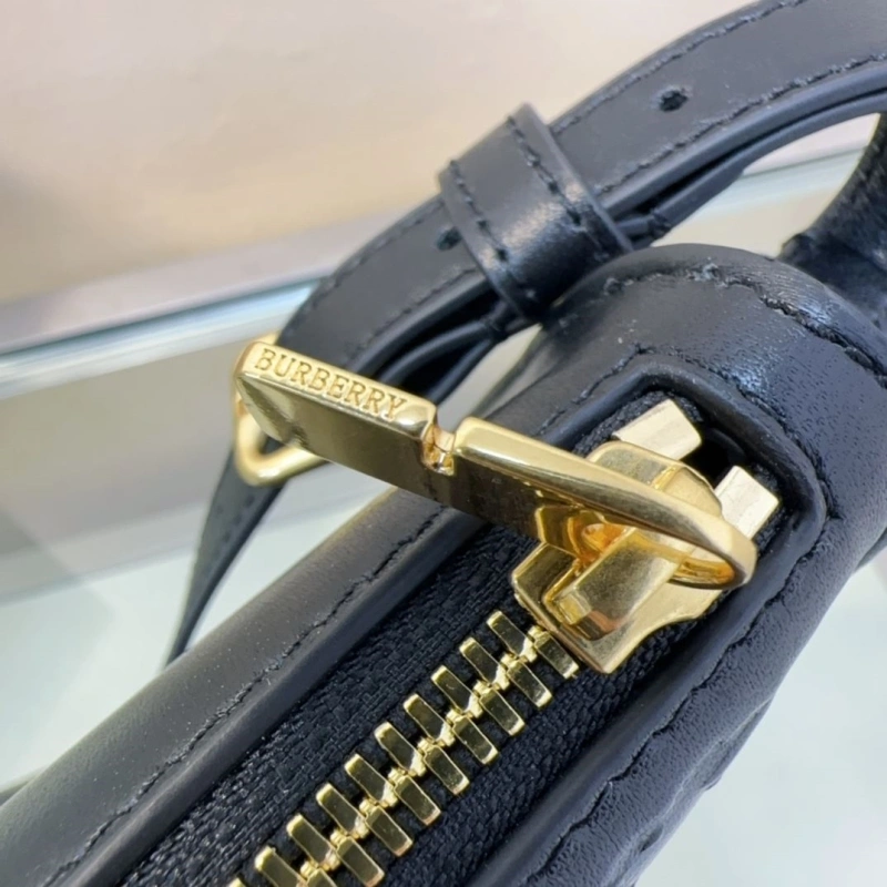 Burberry Top Handle Bags 4211D-0026