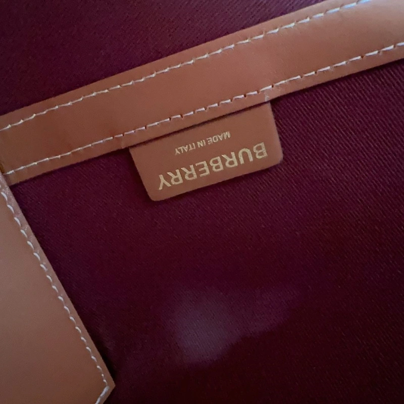 Burberry Shopping Bags 4211D-0065