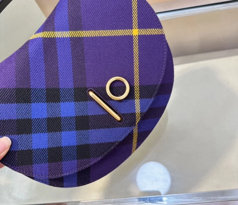 Burberry Top Handle Bags 4211D-0109