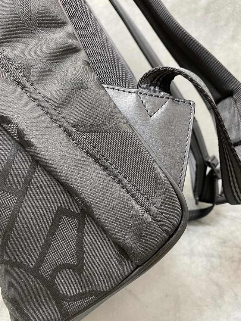 Burberry Backpacks 4211D-0142