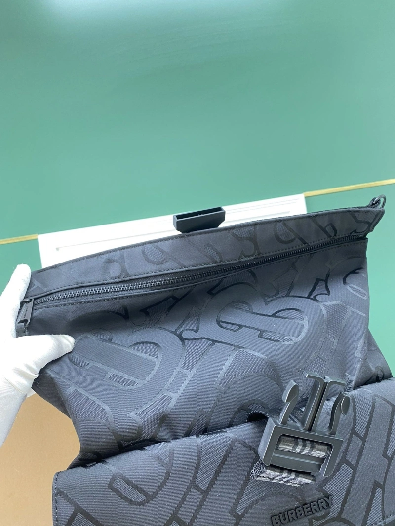 Burberry Backpacks 4211D-0143