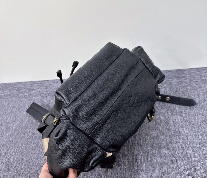 Burberry Backpacks 4211D-0204