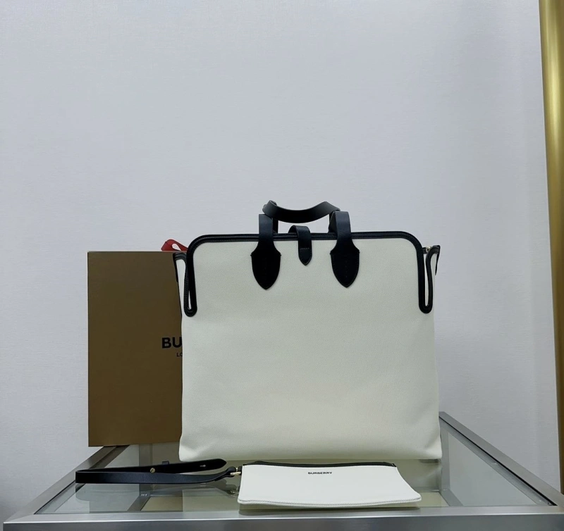 Burberry Shopping Bags 4211D-0211