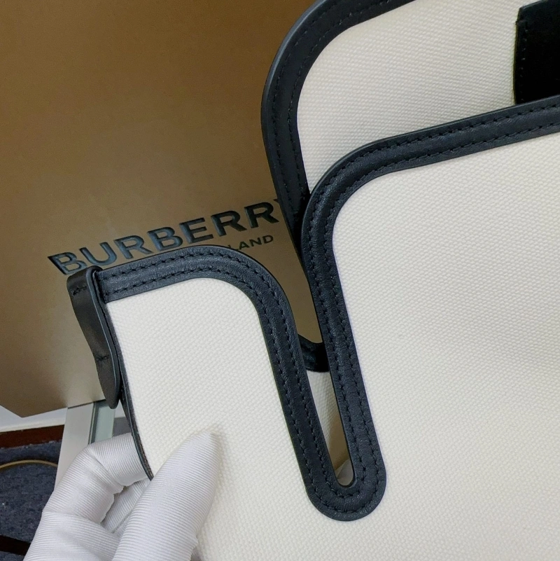 Burberry Shopping Bags 4211D-0211