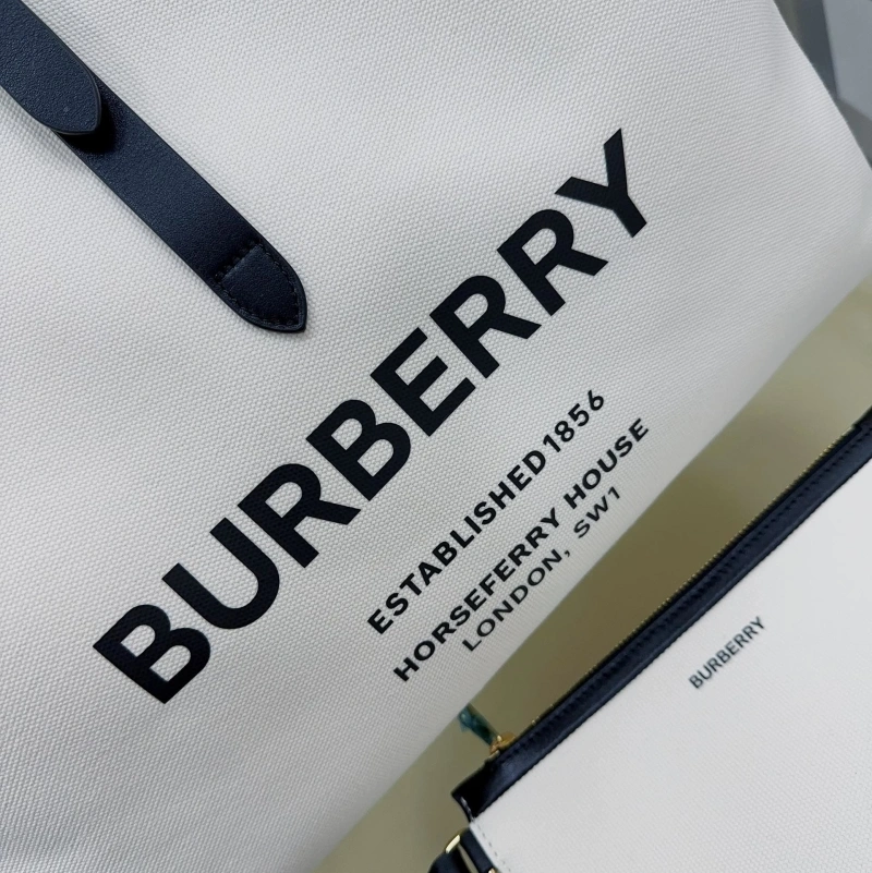 Burberry Shopping Bags 4211D-0211