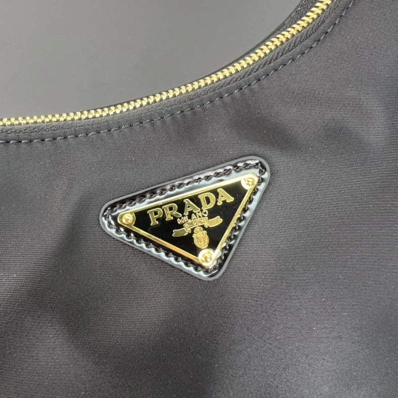 Prada Top Handle Bags 4213-0035