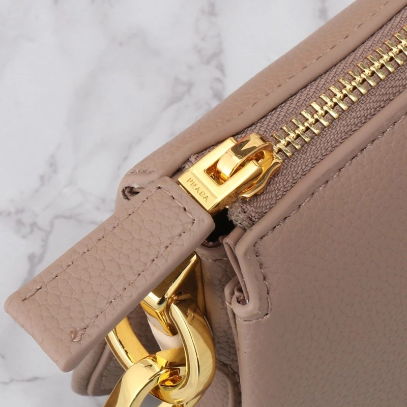 Pra*a satchel bags 4213-0071