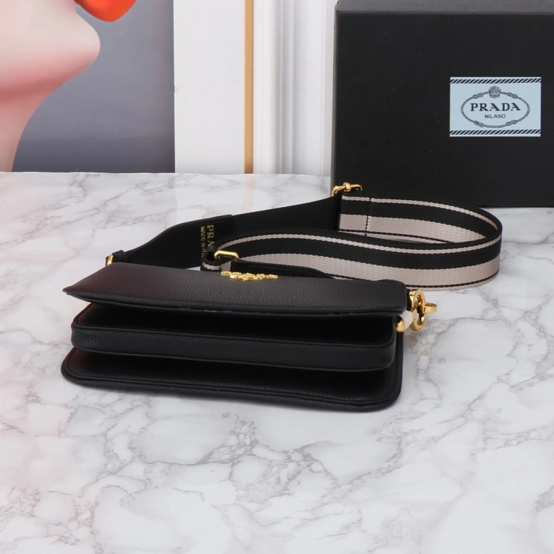 Pra*a satchel bags 4213-0072