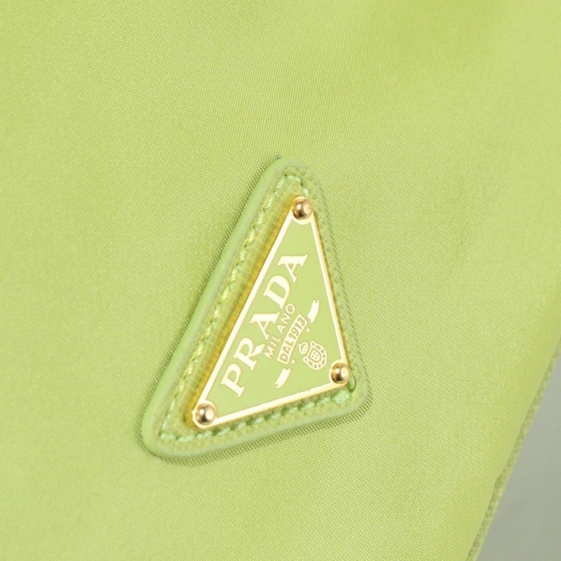 Prada Bucket Bags 4213-0090