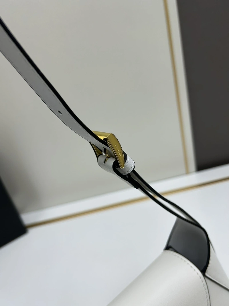 Pra*a satchel bags 4213-0136