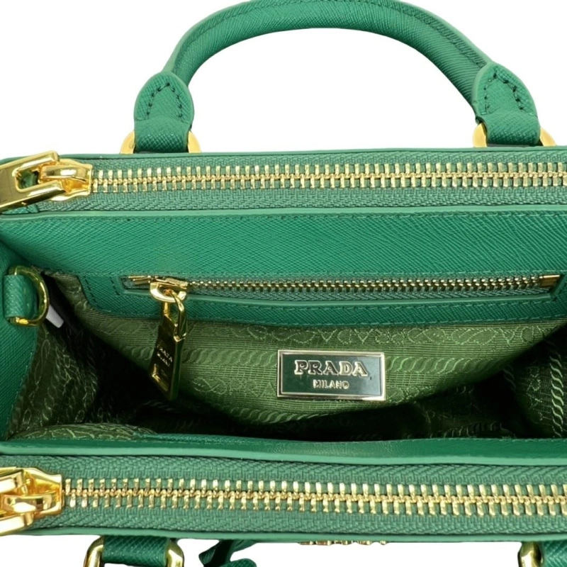 Prada Top Handle Bags 4213A-0008