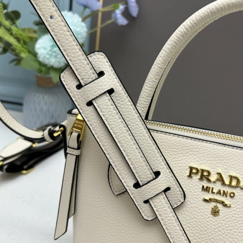 Prada Top Handle Bags 4213A-0195