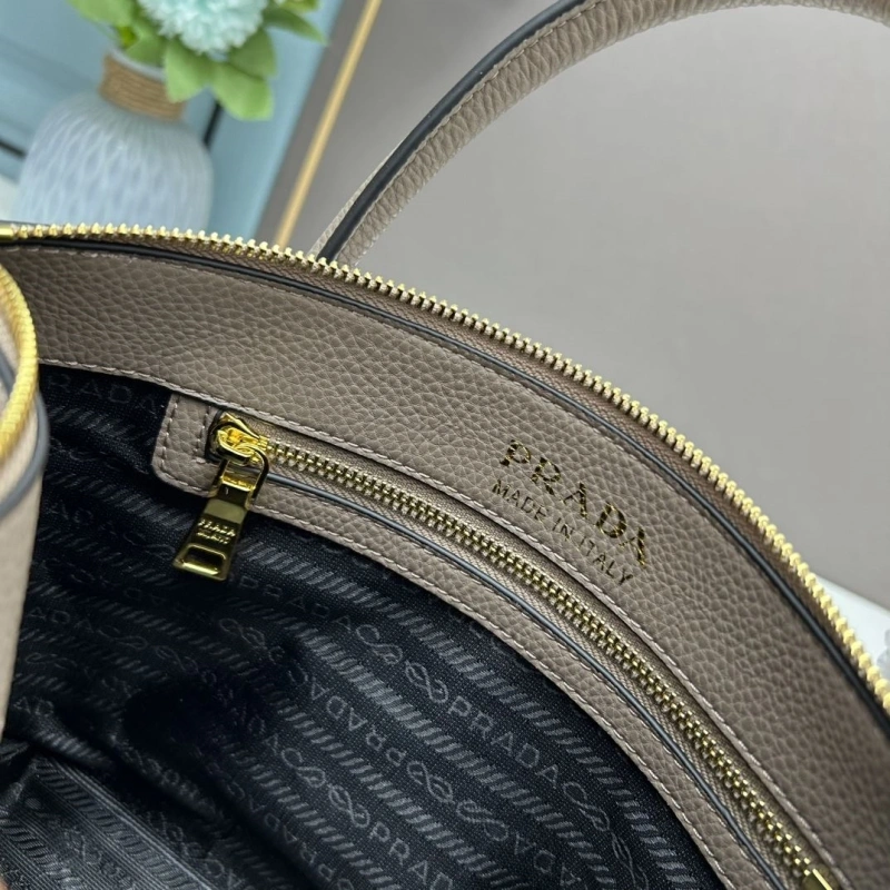 Prada Top Handle Bags 4213A-0196