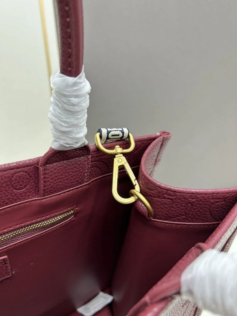 Dior Shopping Bags 4213A-0212