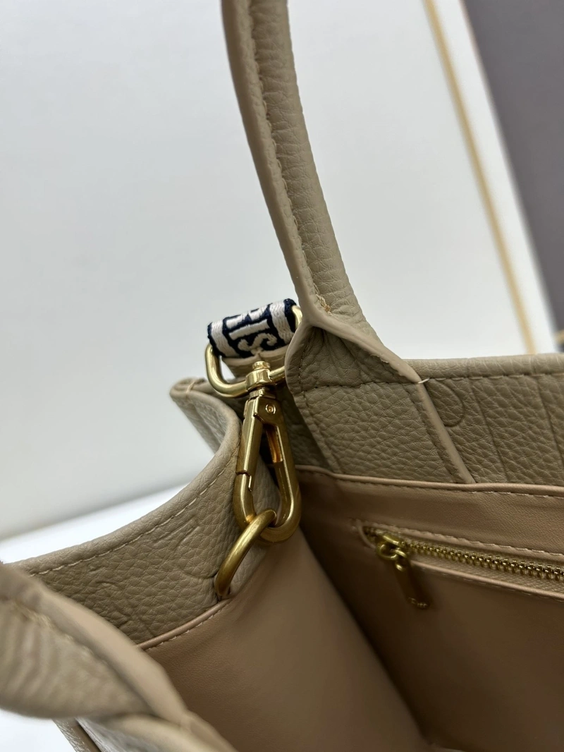 Dior Shopping Bags 4213A-0217