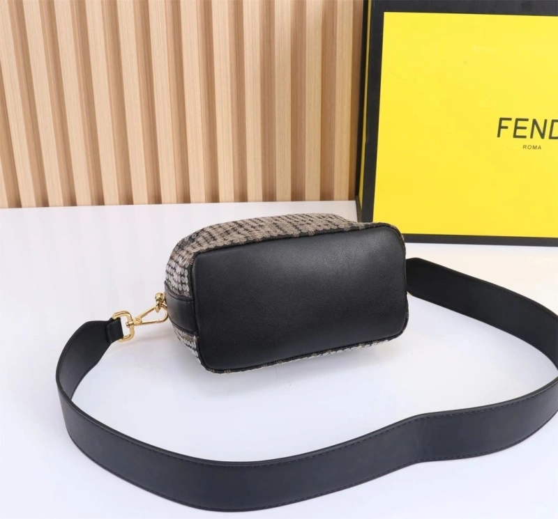 Fendi Satchel Bags 4220-0024
