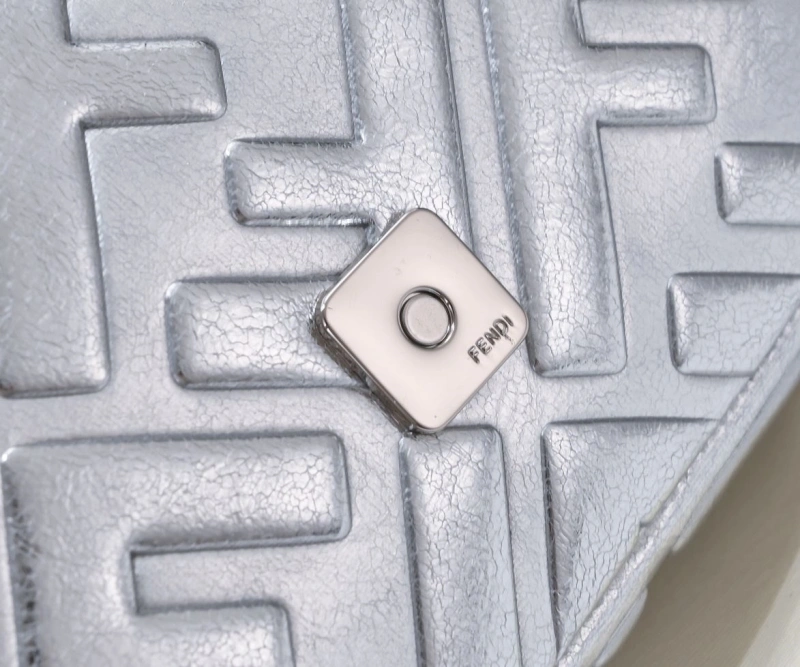 Fendi Satchel Bags 4220-0028