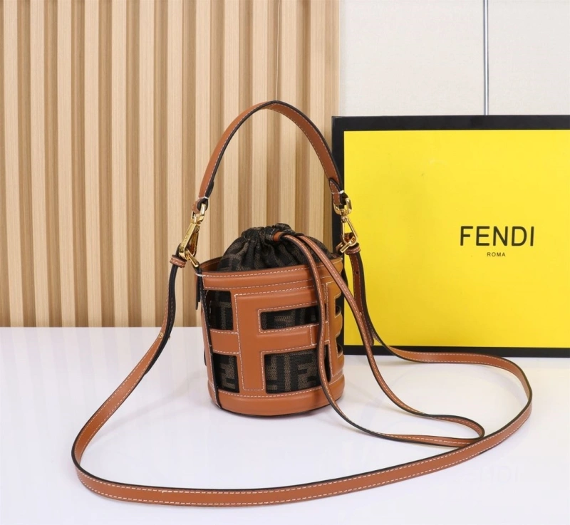 Fendi Bucket Bags 4220-0039