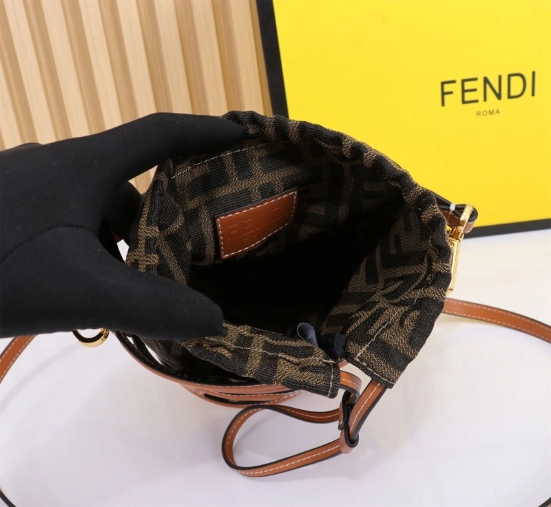 Fendi Bucket Bags 4220-0039
