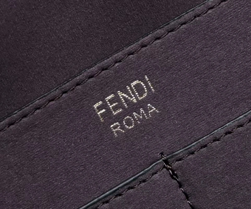 Fendi Shopping Bags 4220-0052