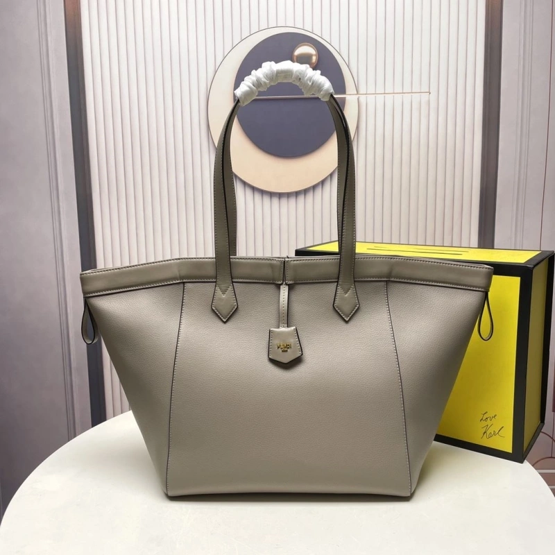 Fendi Shopping Bags 4220-0081
