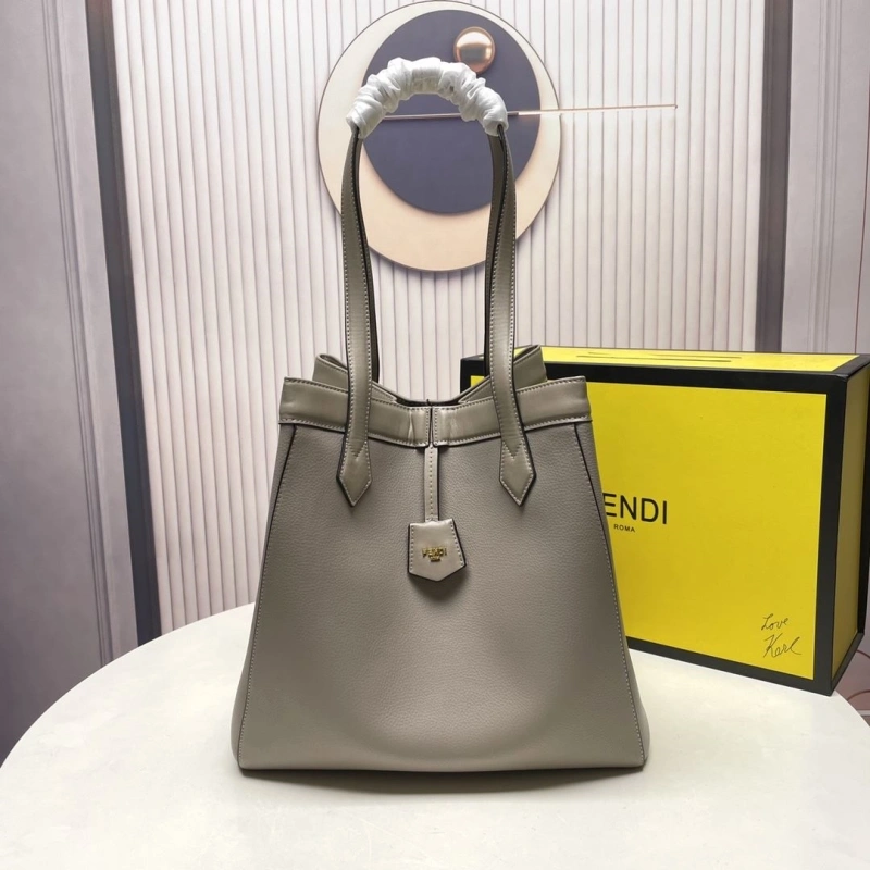 Fendi Shopping Bags 4220-0081