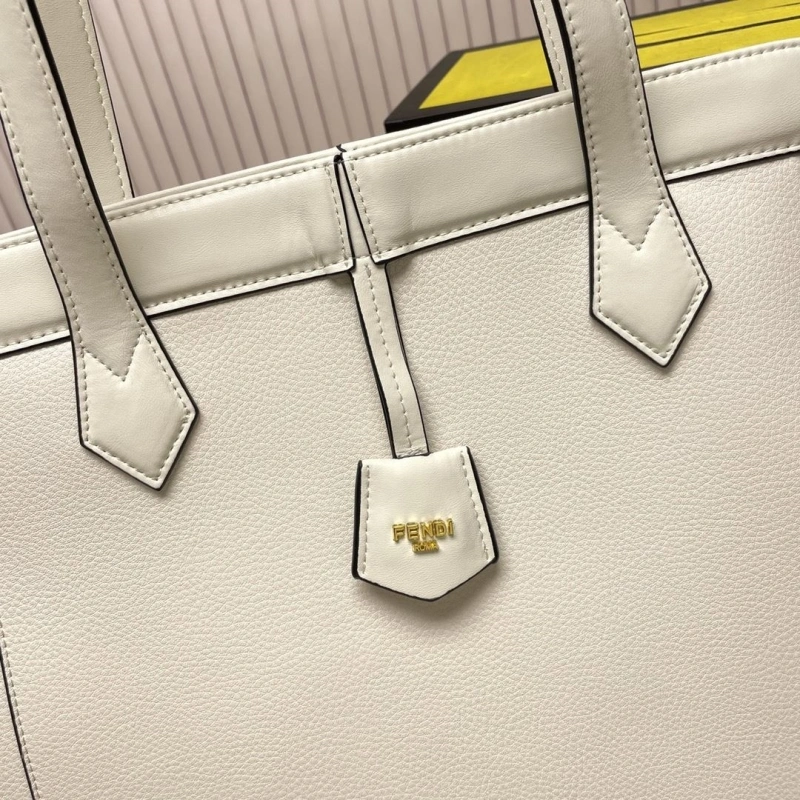 Fendi Shopping Bags 4220-0082