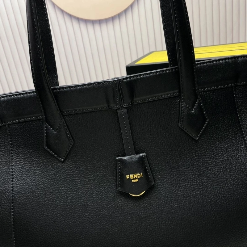 Fendi Shopping Bags 4220-0083
