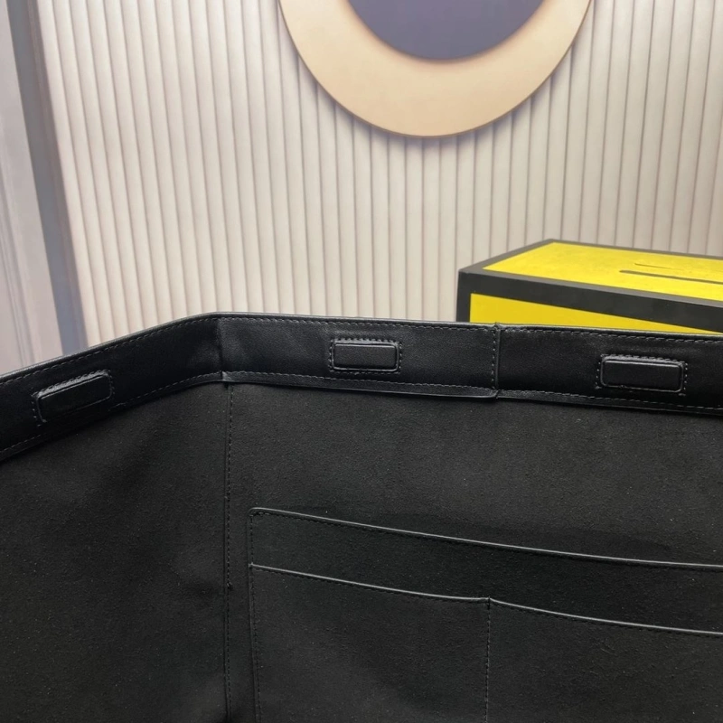 Fendi Shopping Bags 4220-0083