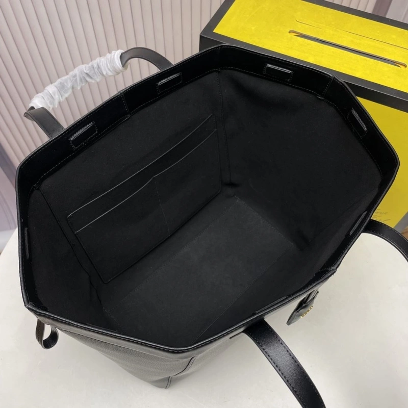 Fendi Shopping Bags 4220-0083