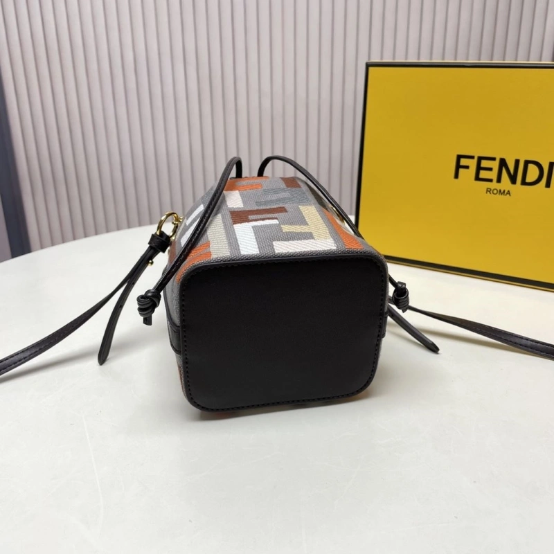 Fendi Bucket Bags 4220-0084