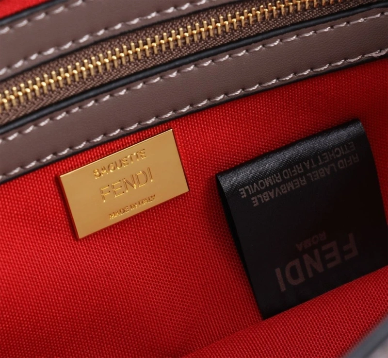 Fendi Top Handle Bags 4220-0093