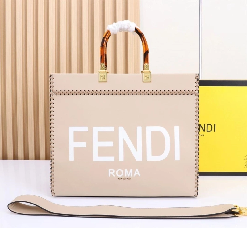 Fendi Shopping Bags 4220-0101