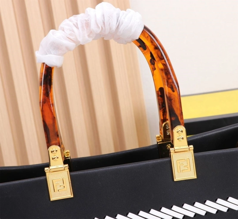 Fendi Shopping Bags 4220-0103