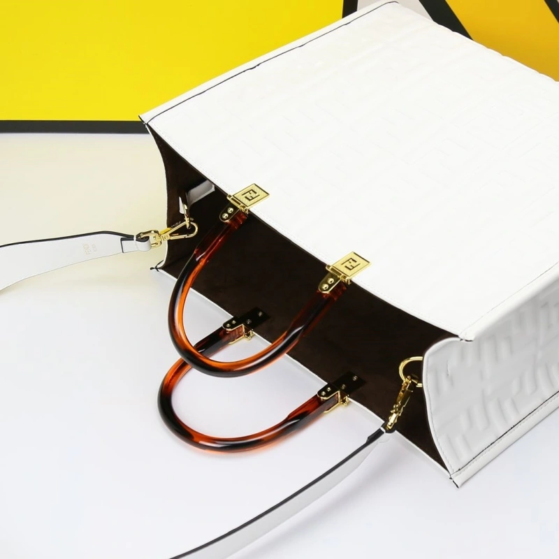 Fendi Shopping Bags 4220-0117