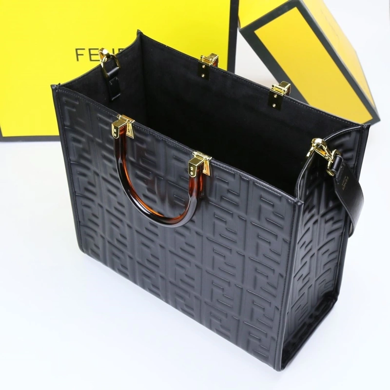 Fendi Shopping Bags 4220-0121