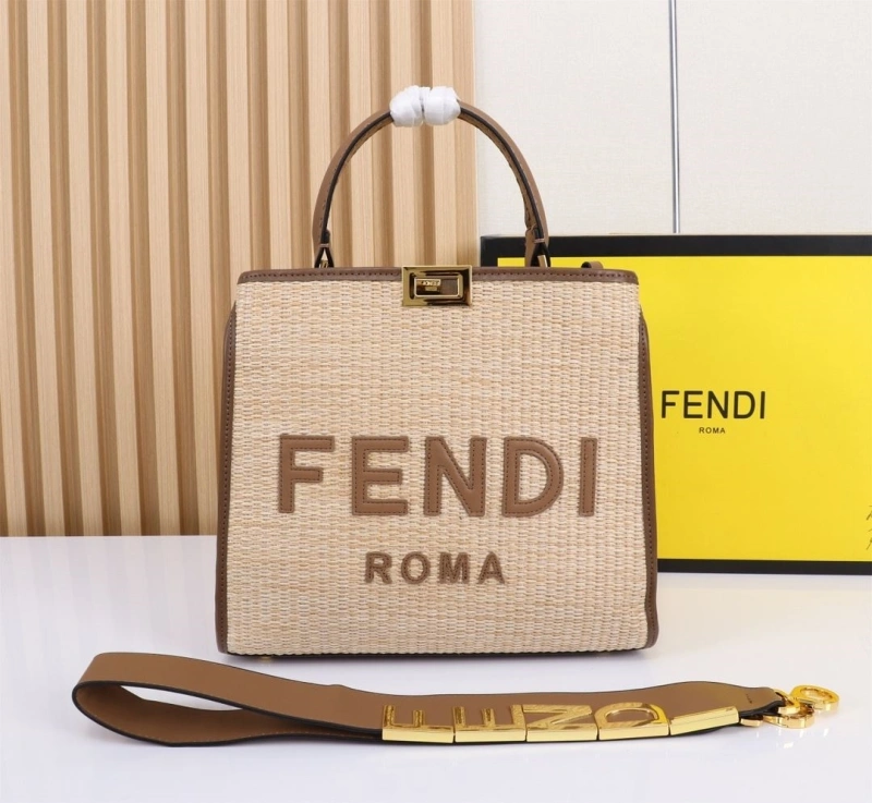 Fendi Shopping Bags 4220-0122