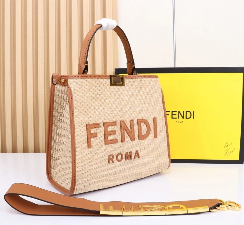 Fendi Shopping Bags 4220-0124