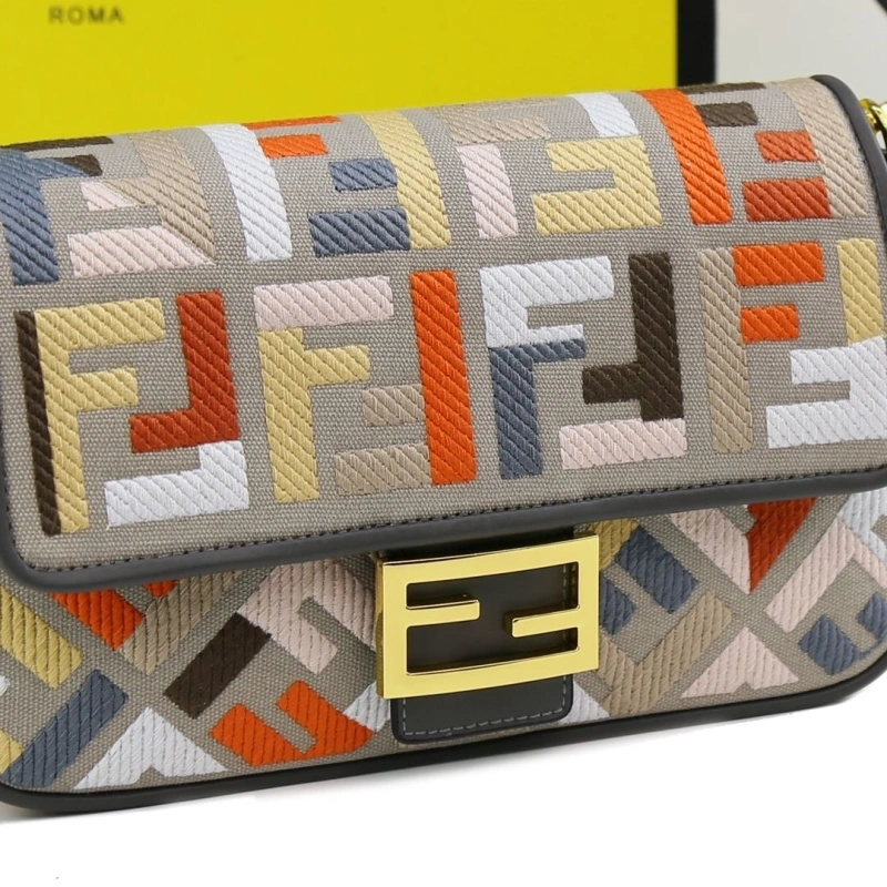 Fendi Satchel Bags 4220-0128