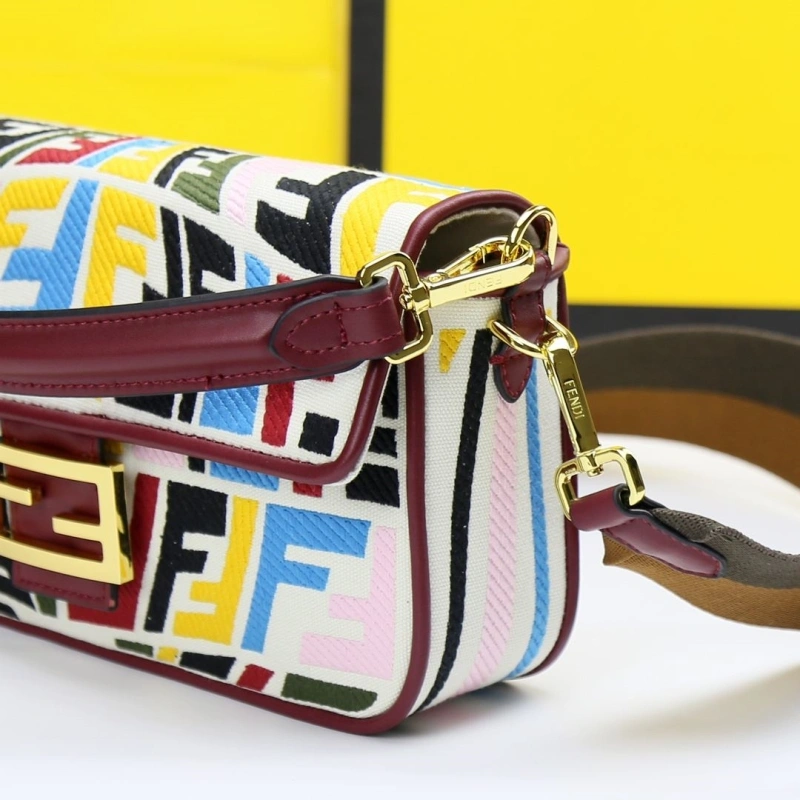 Fendi Satchel Bags 4220-0135