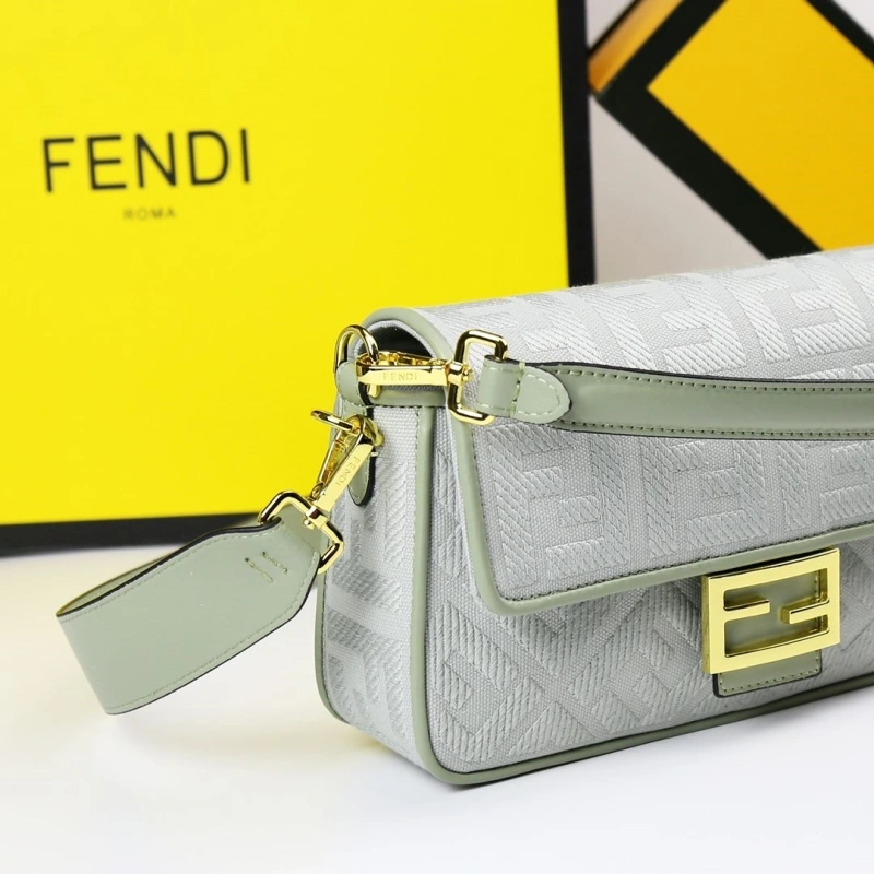 Fendi Satchel Bags 4220-0137