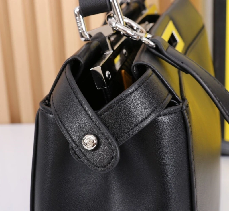 Fendi Top Handle Bags 4220-0145