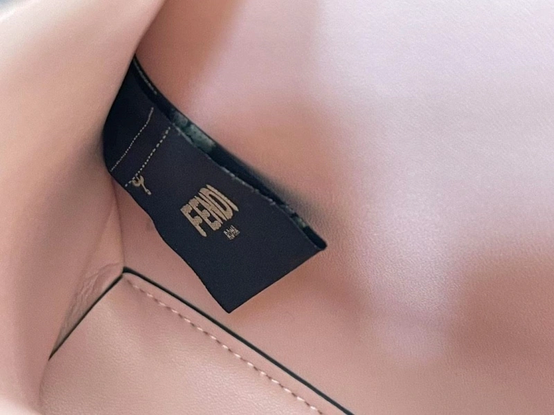 Fendi Top Handle Bags 4220-0192